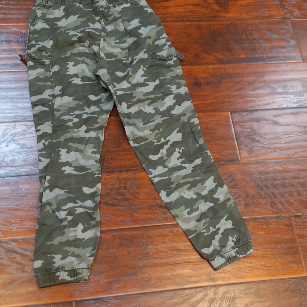 Camo green pants from justice